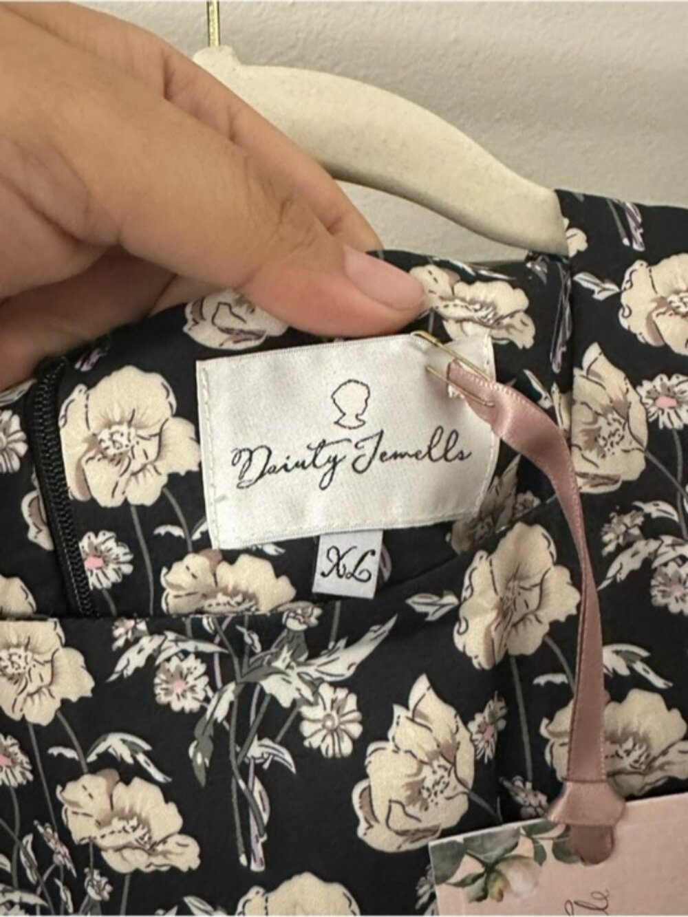 Dainty Jewells Black Maxi Dress with White Rose Print - Picture 4 of 4